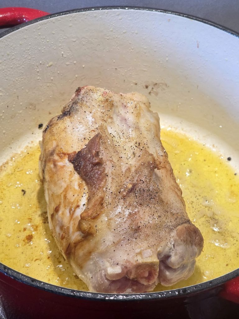 Codillo de cerdo asado