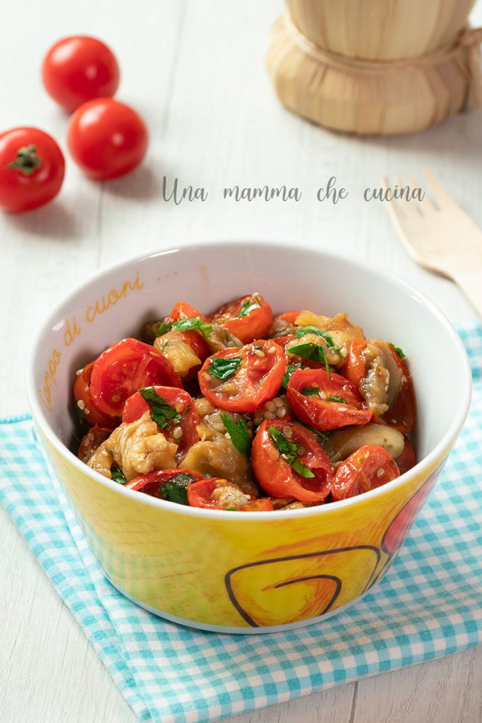 Berenjenas y tomatitos en freidora de aire