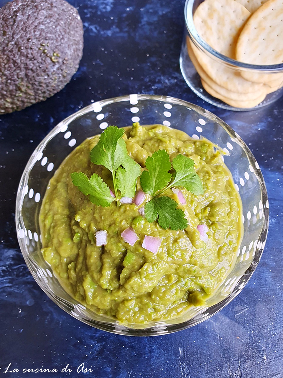 Guacamole de guisantes congelados: cremosa, rápida y riquísima