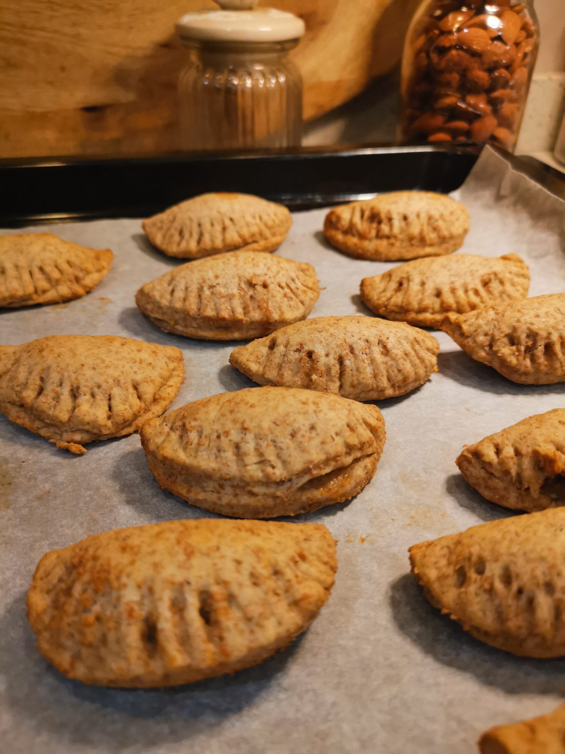 Empanadillas dulces integrales de manzana