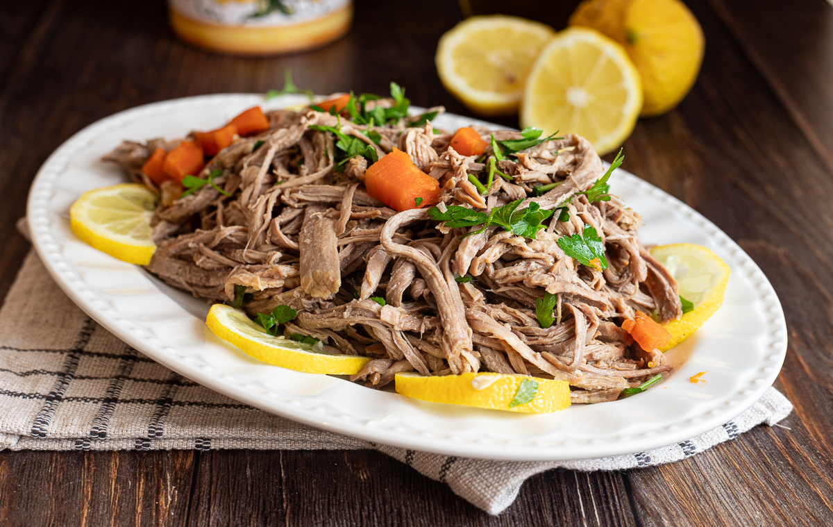 Ensalada de carne hervida de vacuno