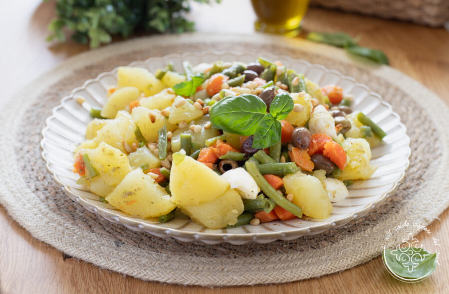Ensalada de patatas y judías verdes deliciosa