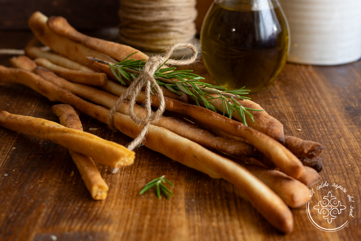 Grissini al aceite de oliva con romero