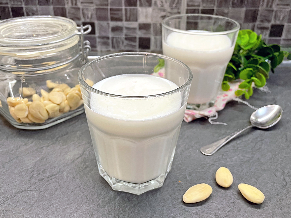 Leche de almendras BIMBY