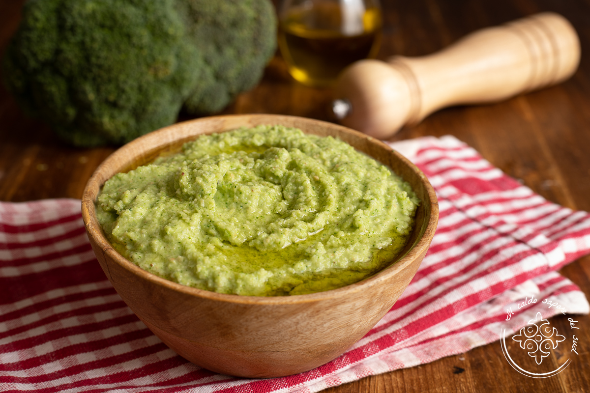 Pesto de brócoli y almendras