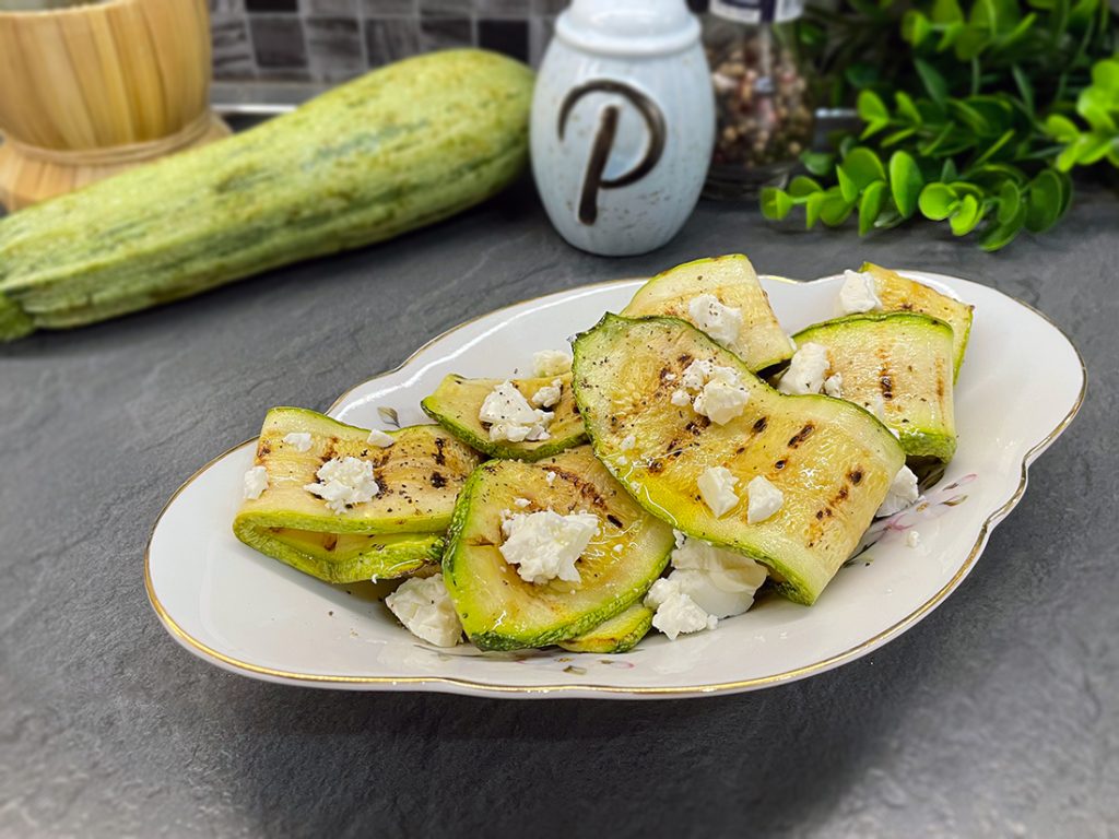 Calabacines a la parrilla con feta