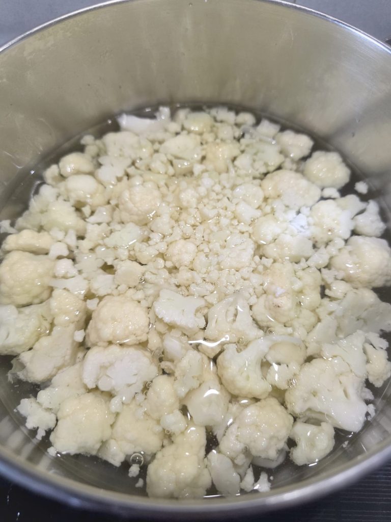 Pasta y coliflor al horno