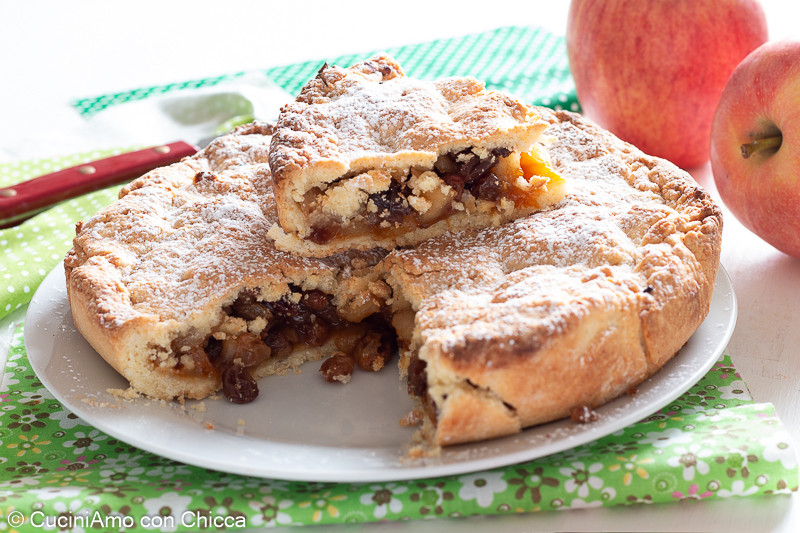 Tarta rellena de manzanas