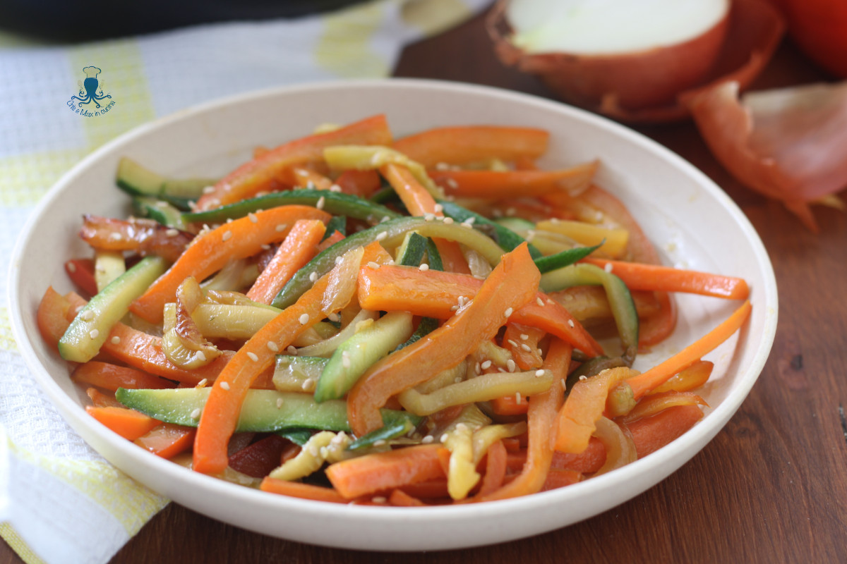 Verduras salteadas en el wok