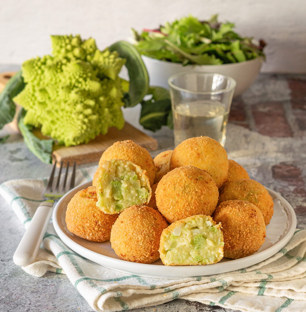 Albóndigas de brócoli romanesco y patatas