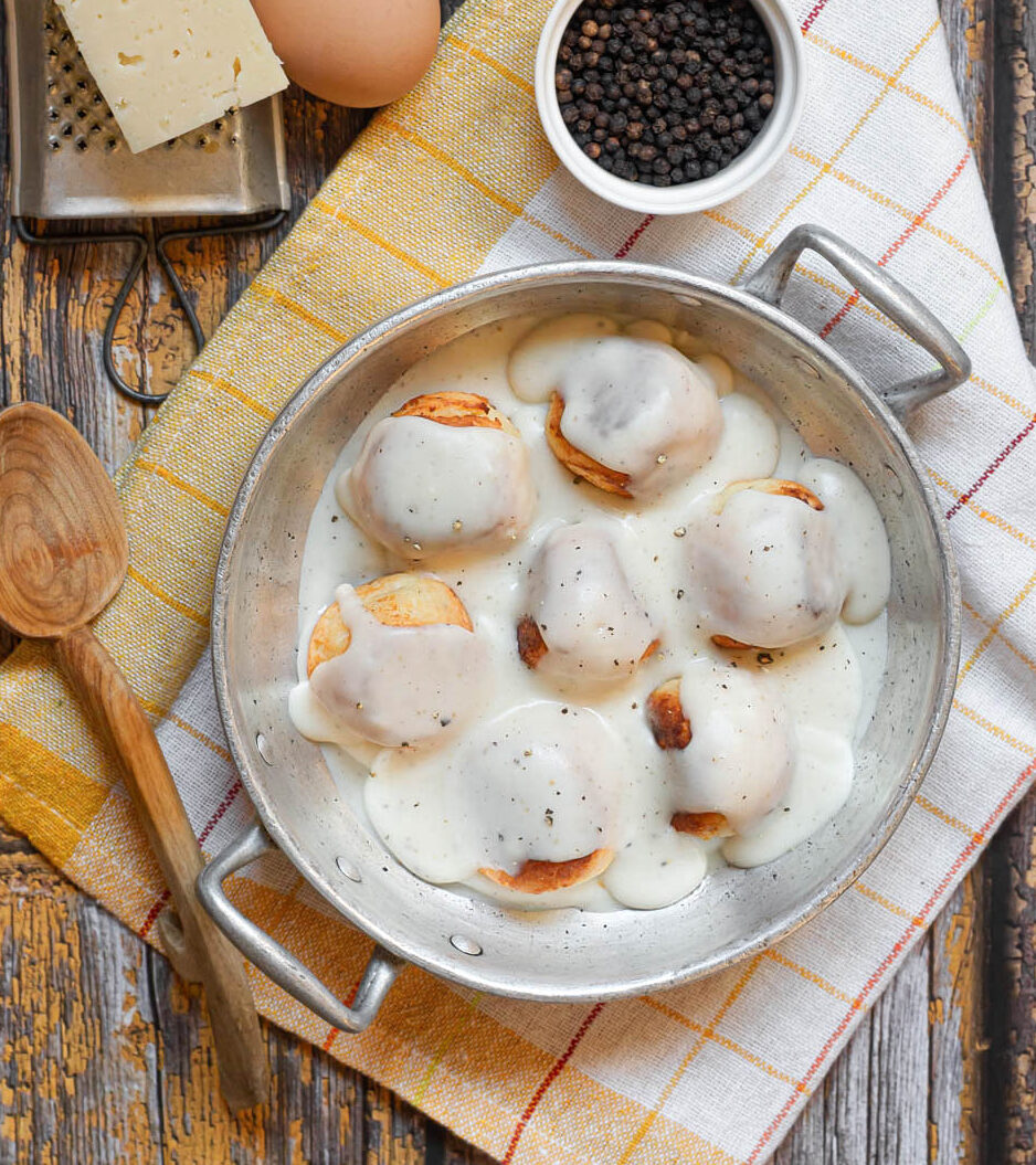 Albóndigas de ricotta cacio y pimienta