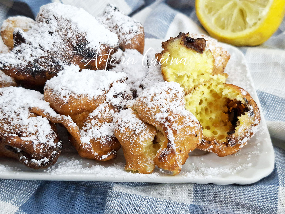 BUÑUELOS EN 5 MINUTOS con gotas de chocolate