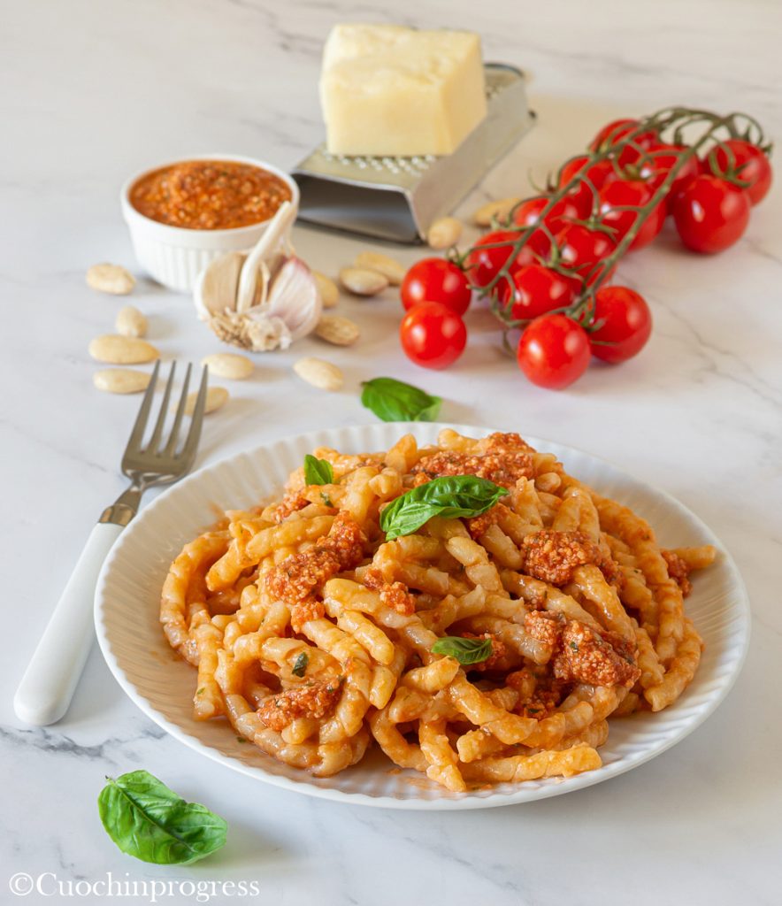 busiate integrales con pesto trapanese