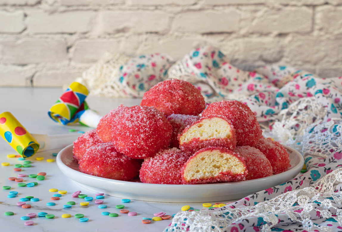 Castagnole al Alchermes al horno