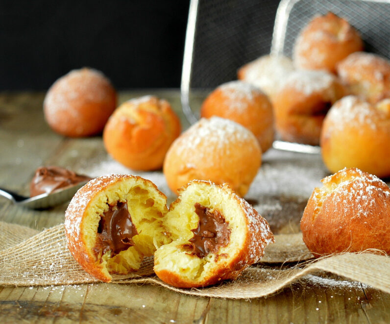 Castagnole rellenas de Nutella