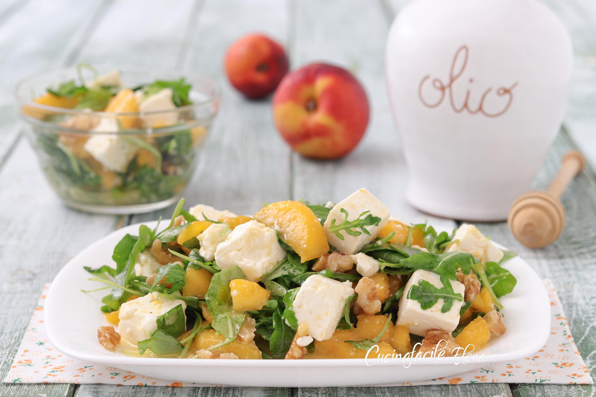 Ensalada de melocotones y feta