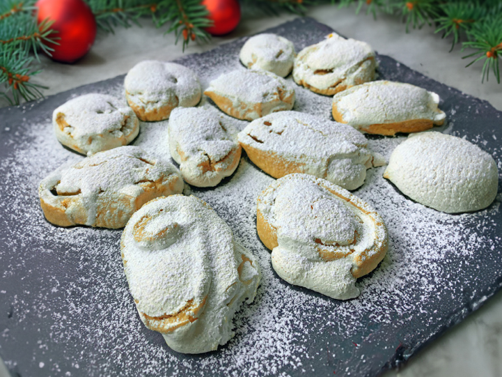 Galletas finlandesas rellenas de merengue