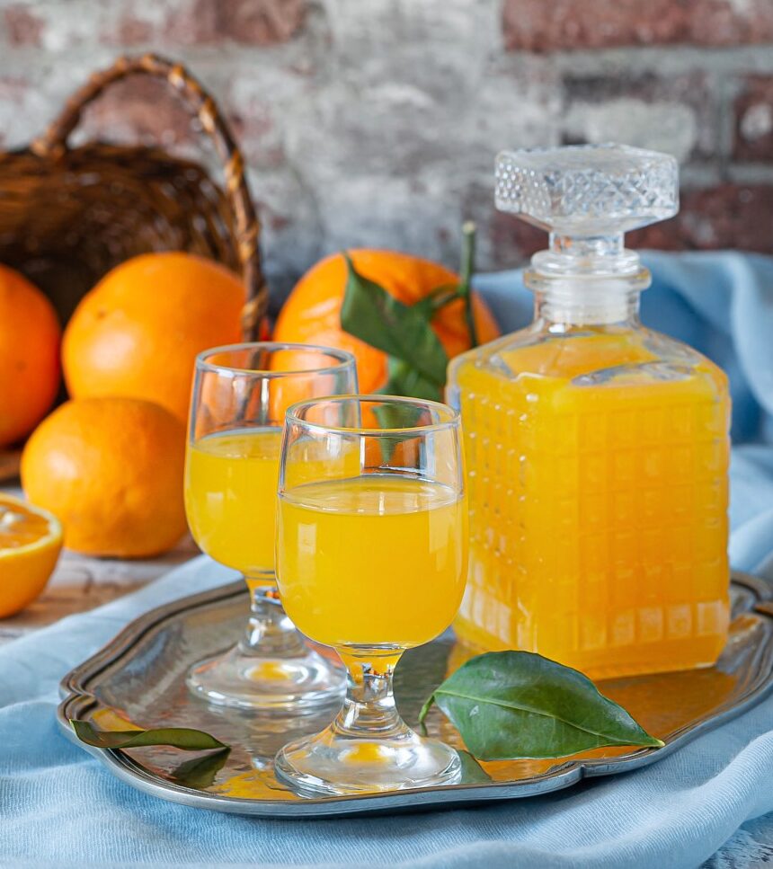 Licor de naranja o arancello