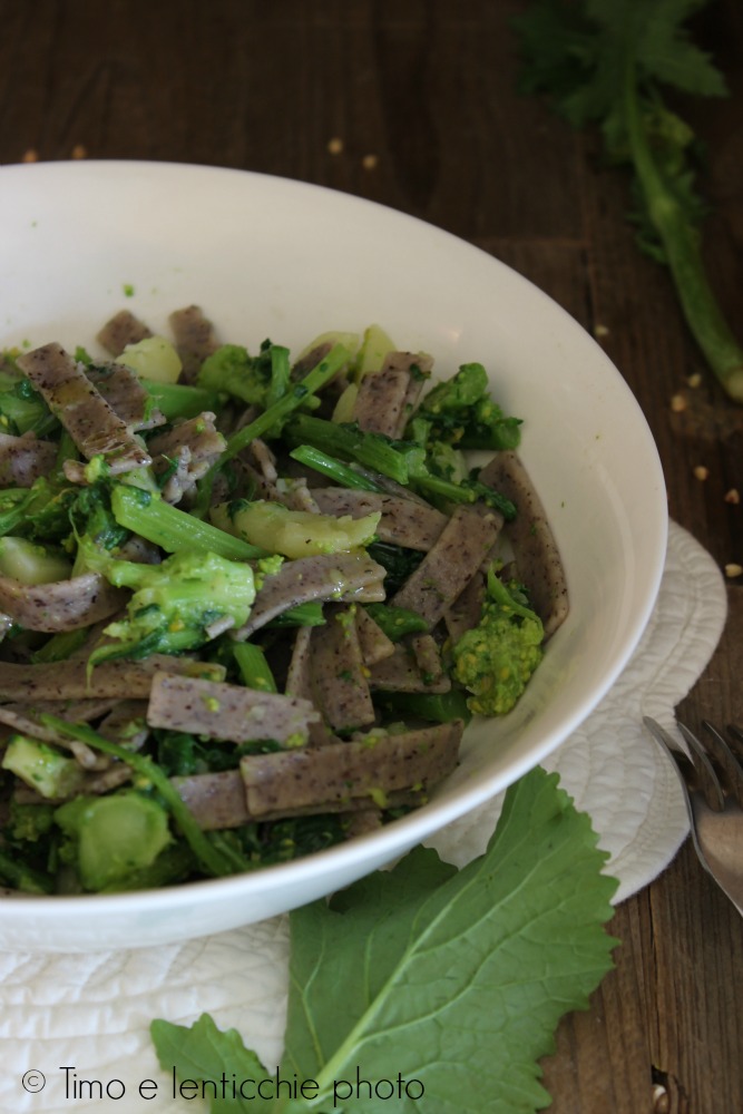 Pizzoccheri con grelos veganos