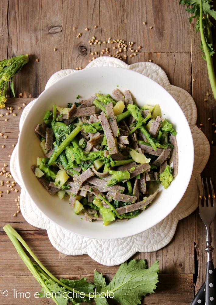 Pizzoccheri con grelos veganos