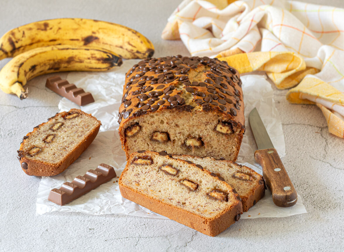 Plumcake de plátano y barritas Kinder