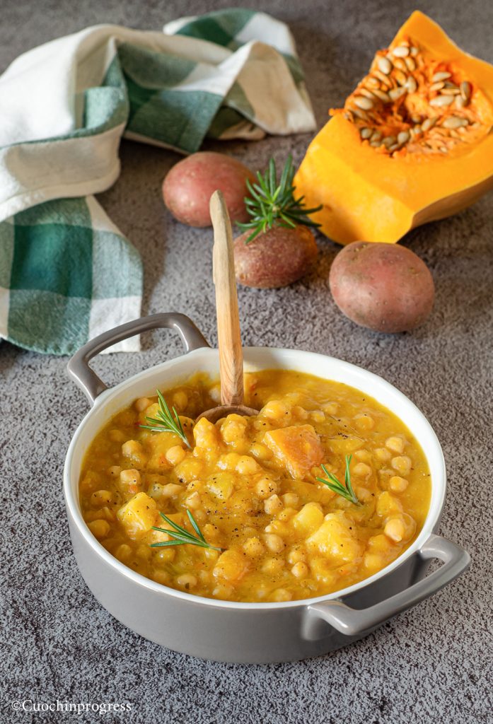 sopa de garbanzos calabaza y patatas