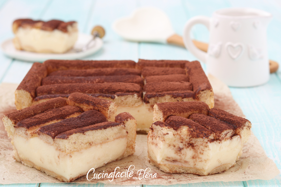 Tarta de bizcochos de soletilla y crema