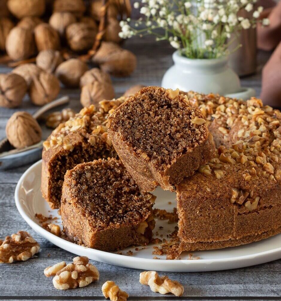 Tarta de nueces y café