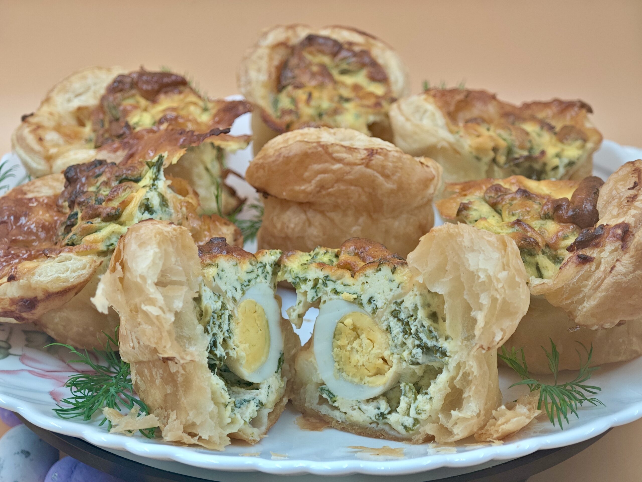 Muffins Salados de Pascua con Masa de Hojaldre – Entrante Fácil y Espectacular