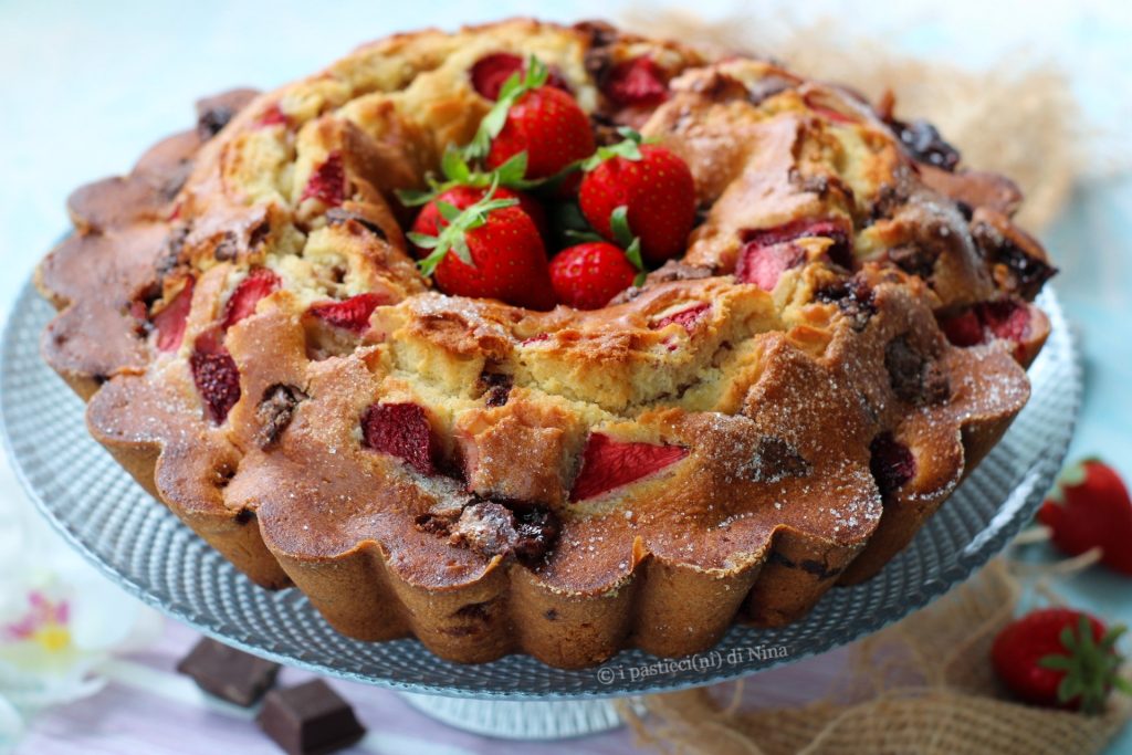 Bizcocho de chocolate y fresas sin mantequilla con yogur i pasticcini di Nina