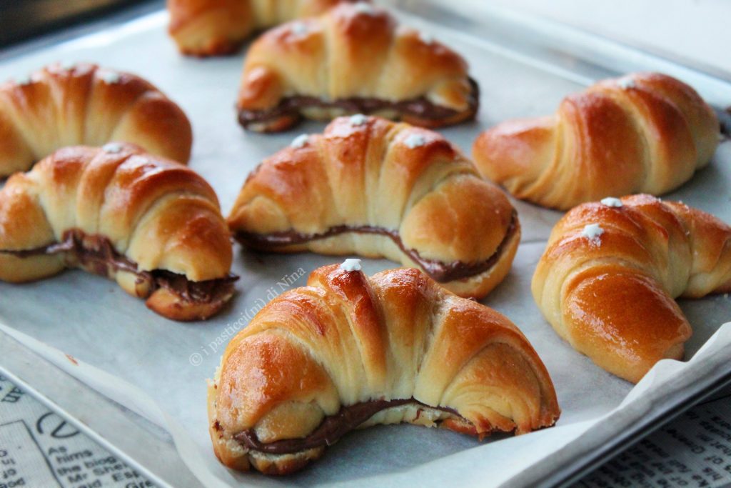 Croissants brioche con solo claras - Los pasteles de Nina