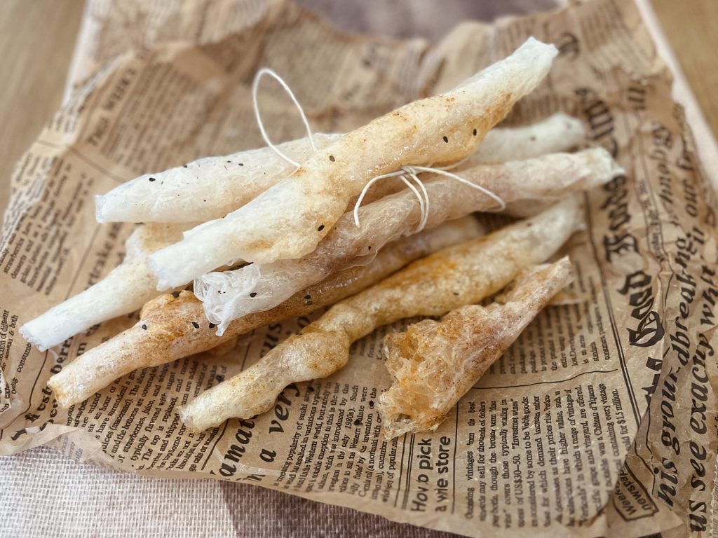 Palitos de arroz con pimentón