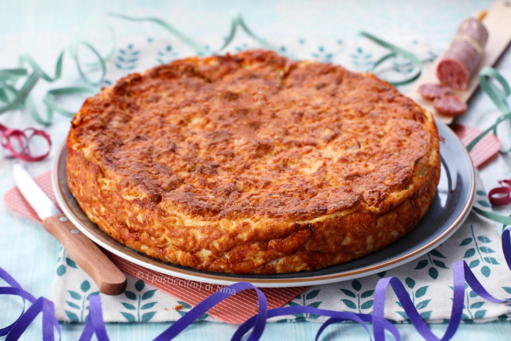 Migliaccio salado receta de Carnaval a base de ricotta, sémola, salami y quesos i pasticcini di Nina