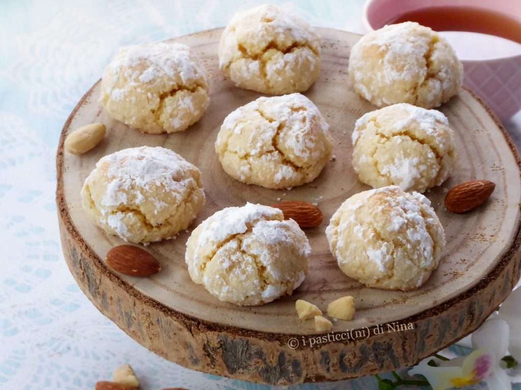 pastelitos blandos de almendra con 3 ingredientes galletas sin levadura receta i pasticcini di Nina blog de cocina postres