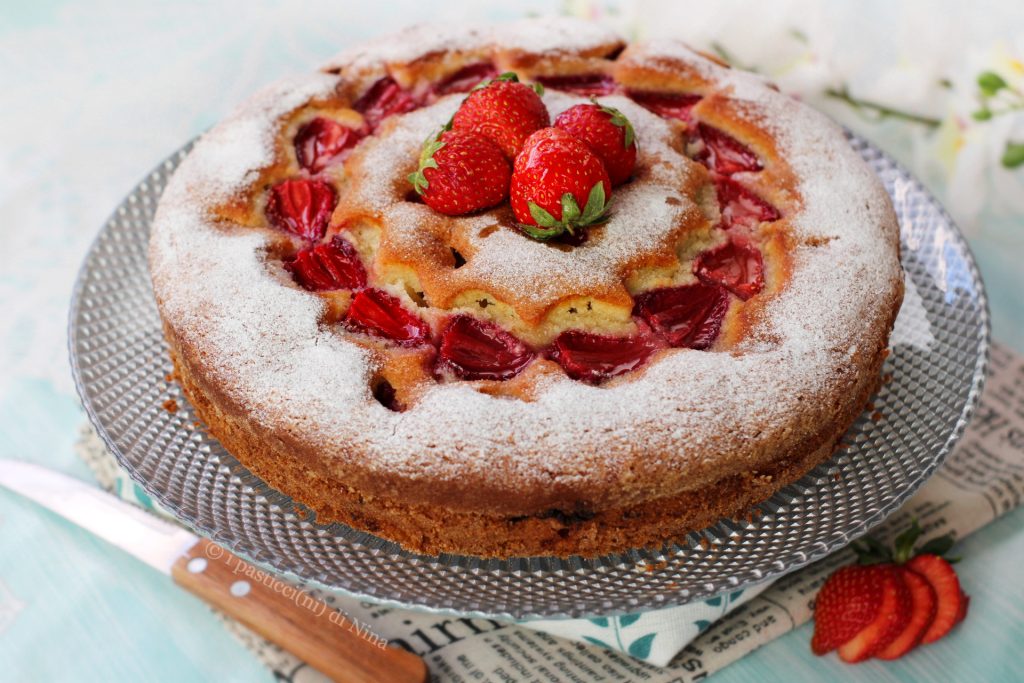 Tarta de fresas y ricotta, dulce esponjoso y delicado, sin mantequilla - i pasticcini di Nina recetas cocina italiana
