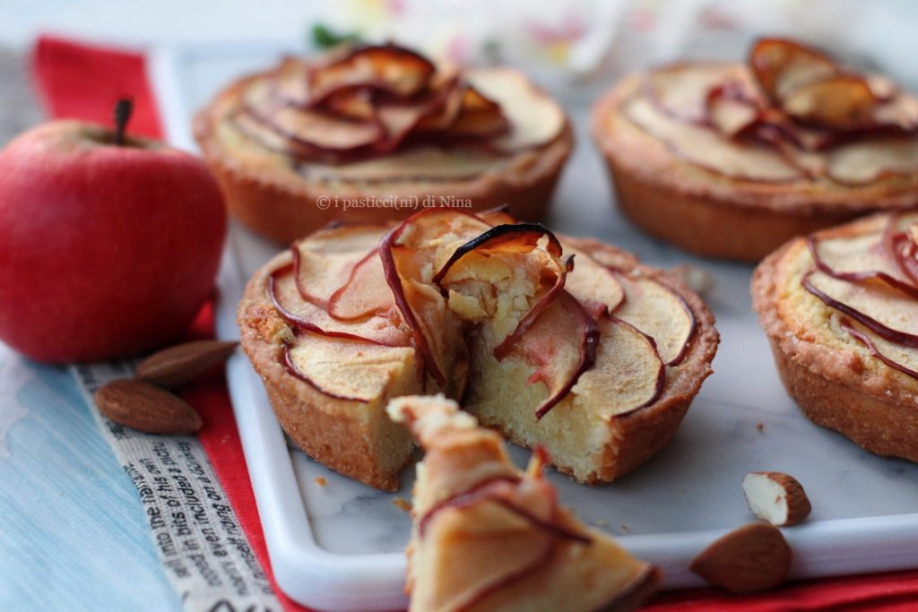 Crostatine frangipane e mele dolcetti per la festa della mamma i pasticcini di Nina