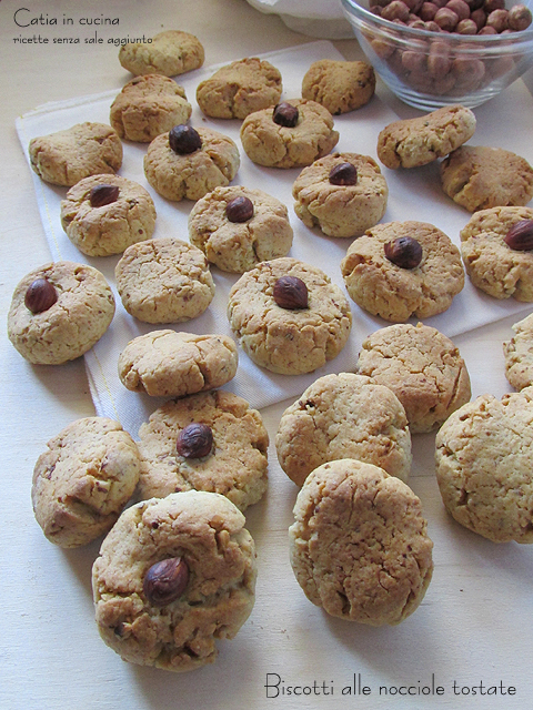 galletas de avellanas tostadas
