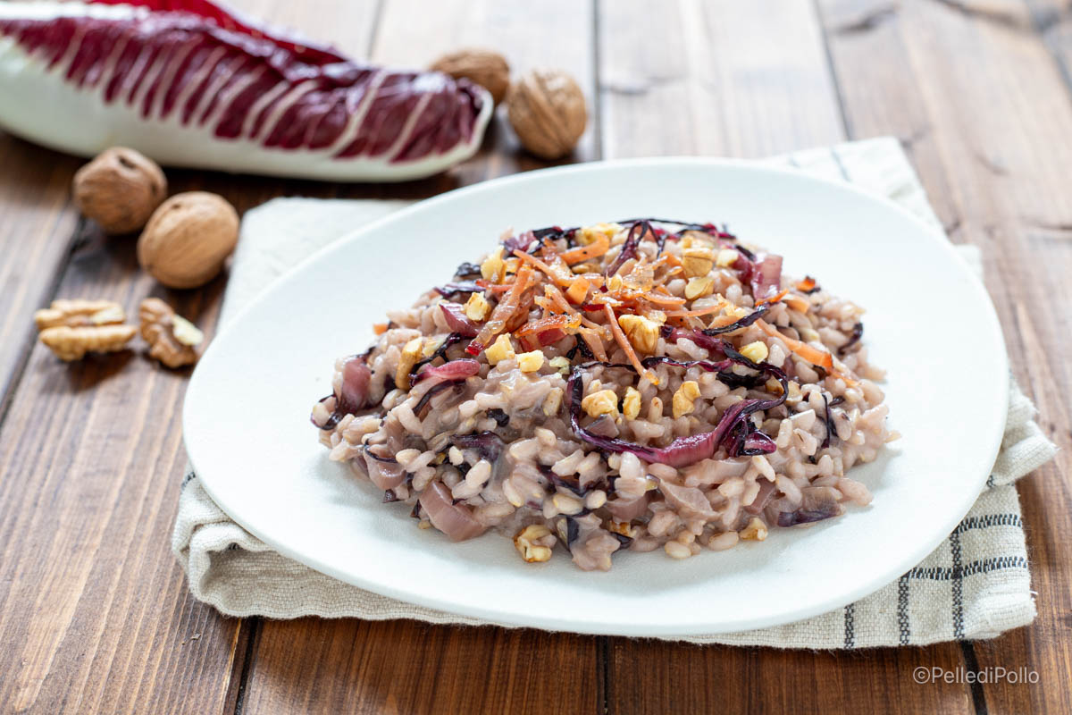 Risotto de radicchio, nueces y speck