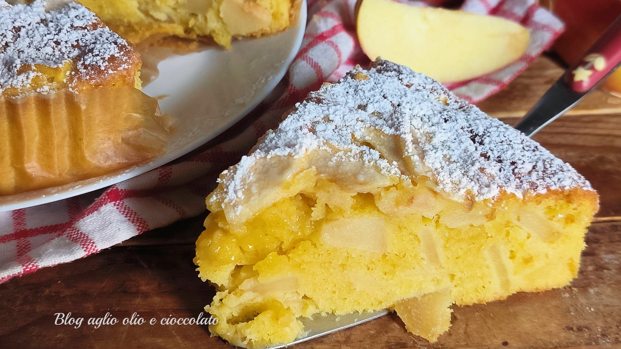 Tarta de naranja con mascarpone y manzana: esponjosa, aromática e irresistible