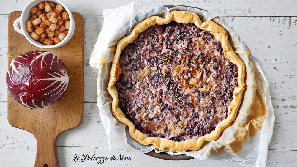 TORTA SALADA CON RADICCHIO, PANCETA Y RICOTTA