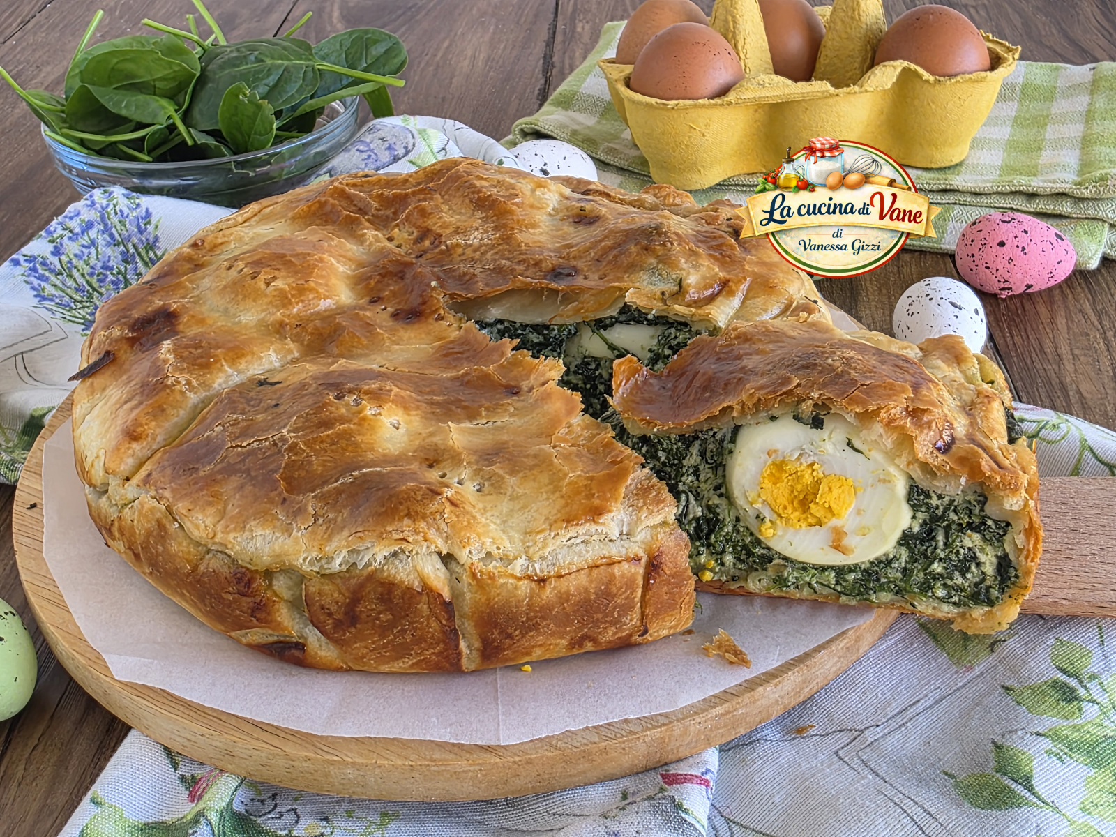 Tarta de Pascua con Masa de Hojaldre y Huevos Duros – Receta Fácil y Rápida