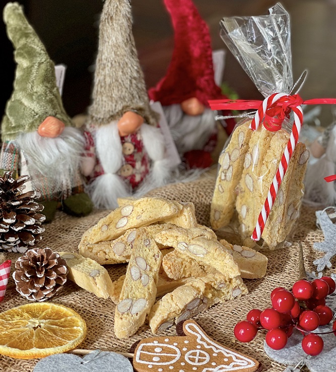 CANTUCCI de NAVIDAD con almendras perfectos para regalar: ¡puedes prepararlos hasta 15 días antes!