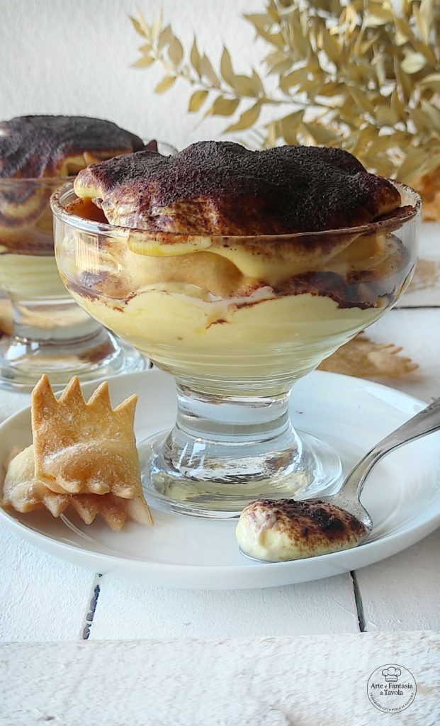 Chiacchiere en vaso con mascarpone