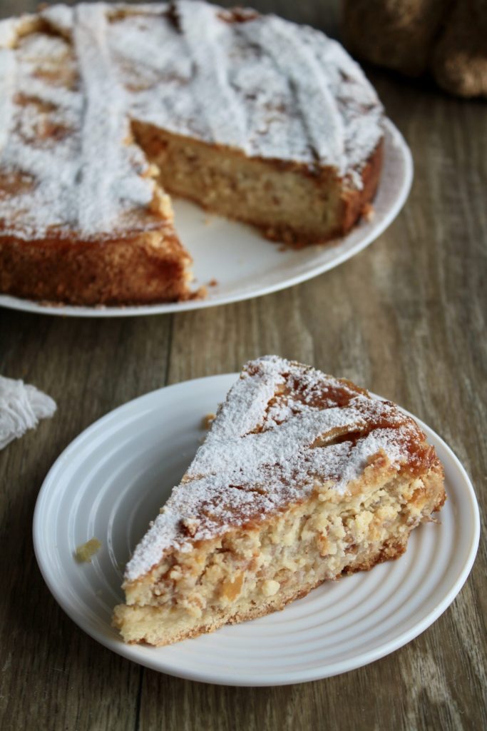 porción de pastiera napolitana cremosa con ricotta y grano