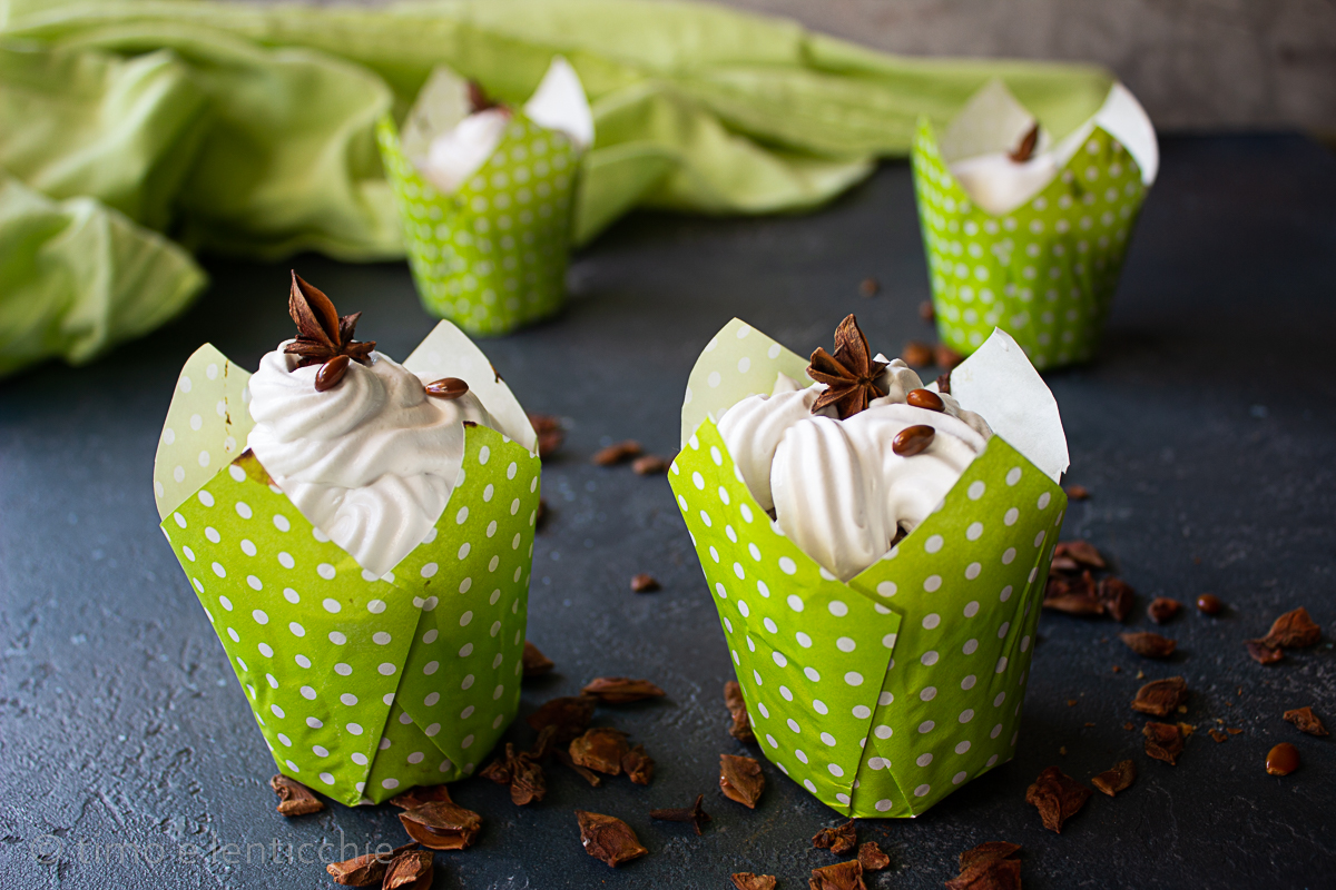 Muffin sin gluten al anís estrellado