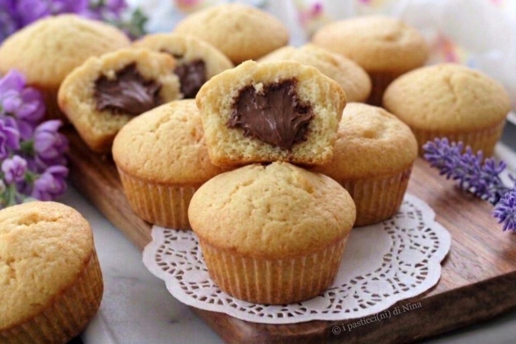 muffins rellenos de Nutella corazón cremoso que no se endurece receta i pasticcini di Nina