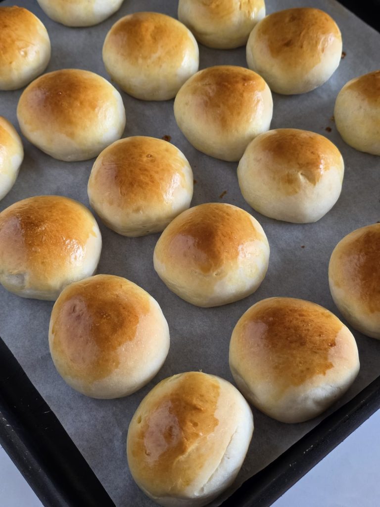 Panecillos de leche para buffet de fiesta