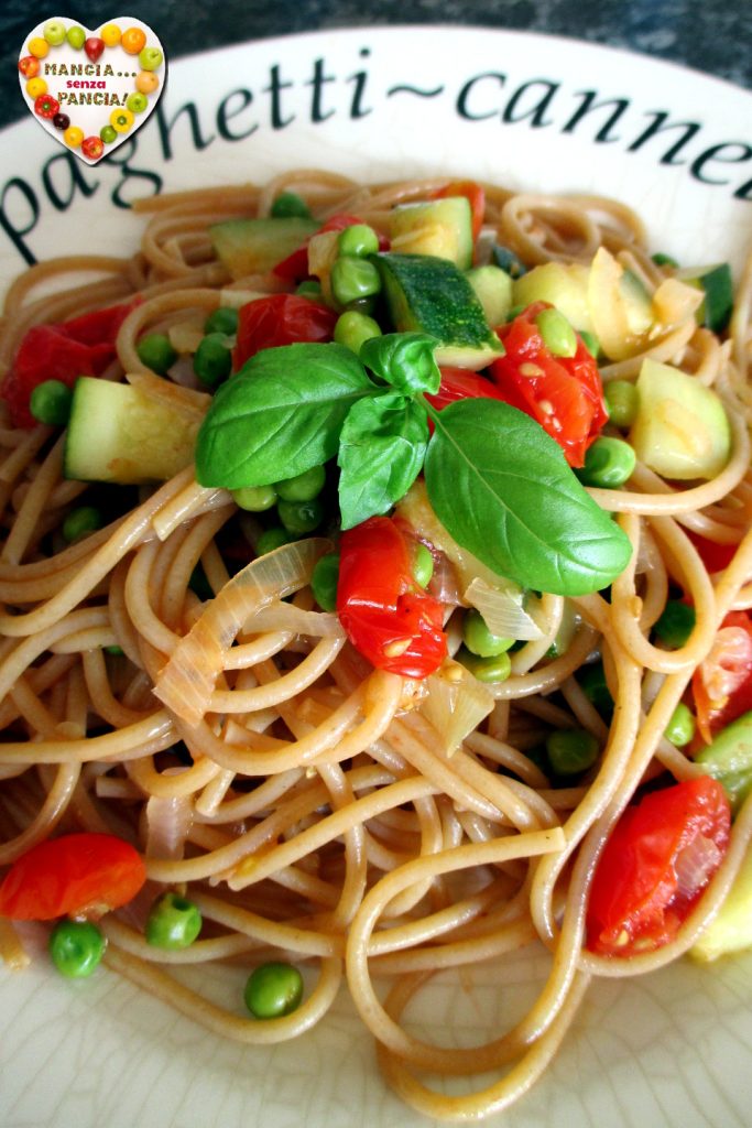 Pasta con guisantes, calabacines y tomatitos, Mangia senza Pancia