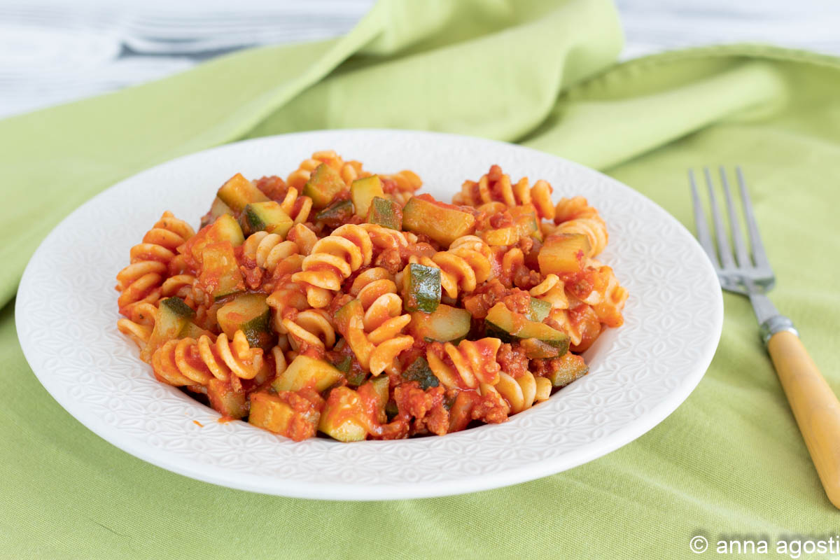 Pasta con salsa de calabacines