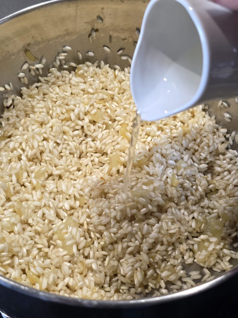 Pastel de arroz al horno con jamón cocido y mozzarella